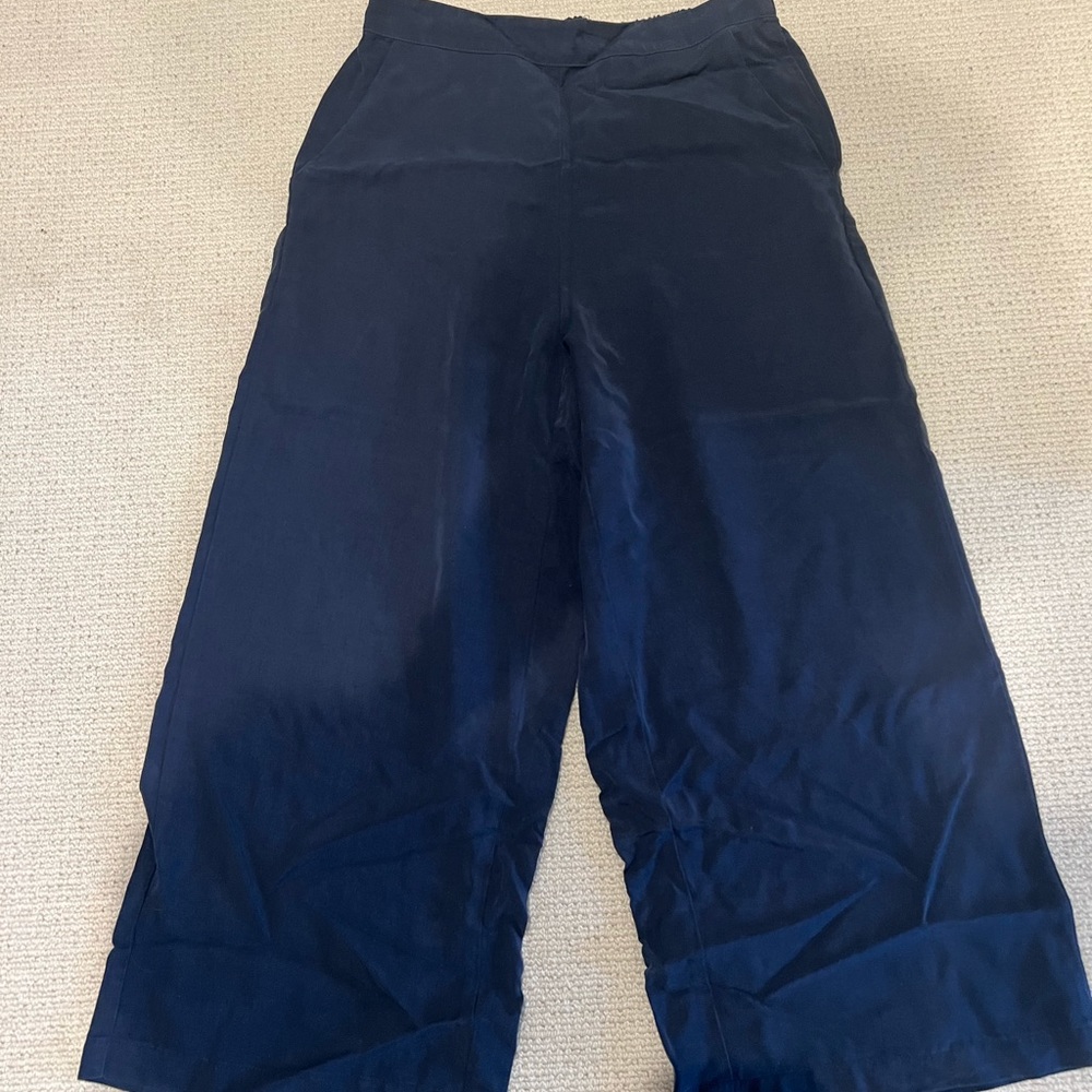 Cut loose wide leg cropped tencel pants with pockets